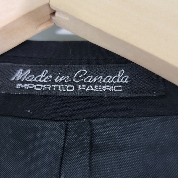 JEAN PAUL GERMAIN Men's Blazer Size 42R 100% Pure New Wool Made in Canada - Picture 9 of 12